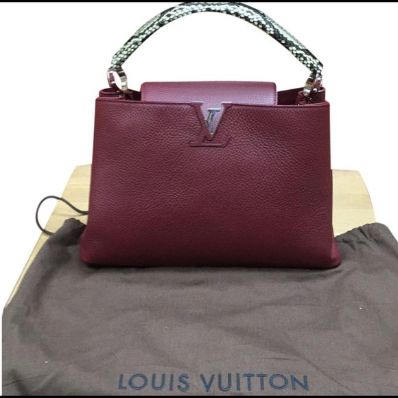 new LOUIS VUITTON MM Capucines Leather Tote - Picture 2 of 15